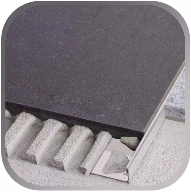 Outer edges protective profile Outer edges protective profile