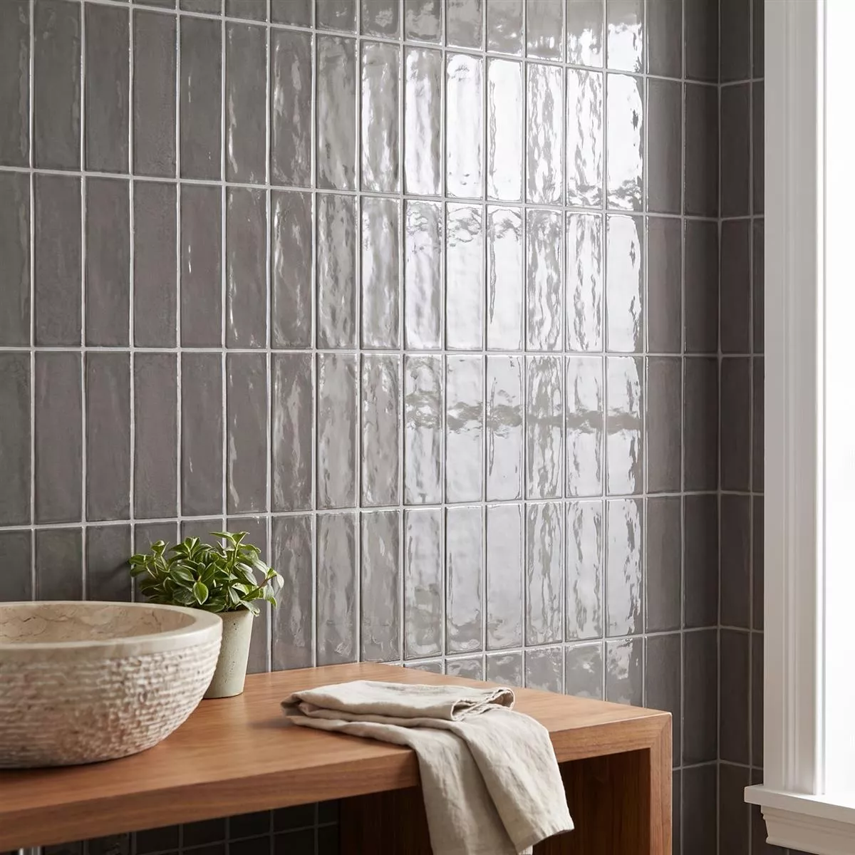 Celaya Grey Glossy Rustic 7,5x15 cm Grafito